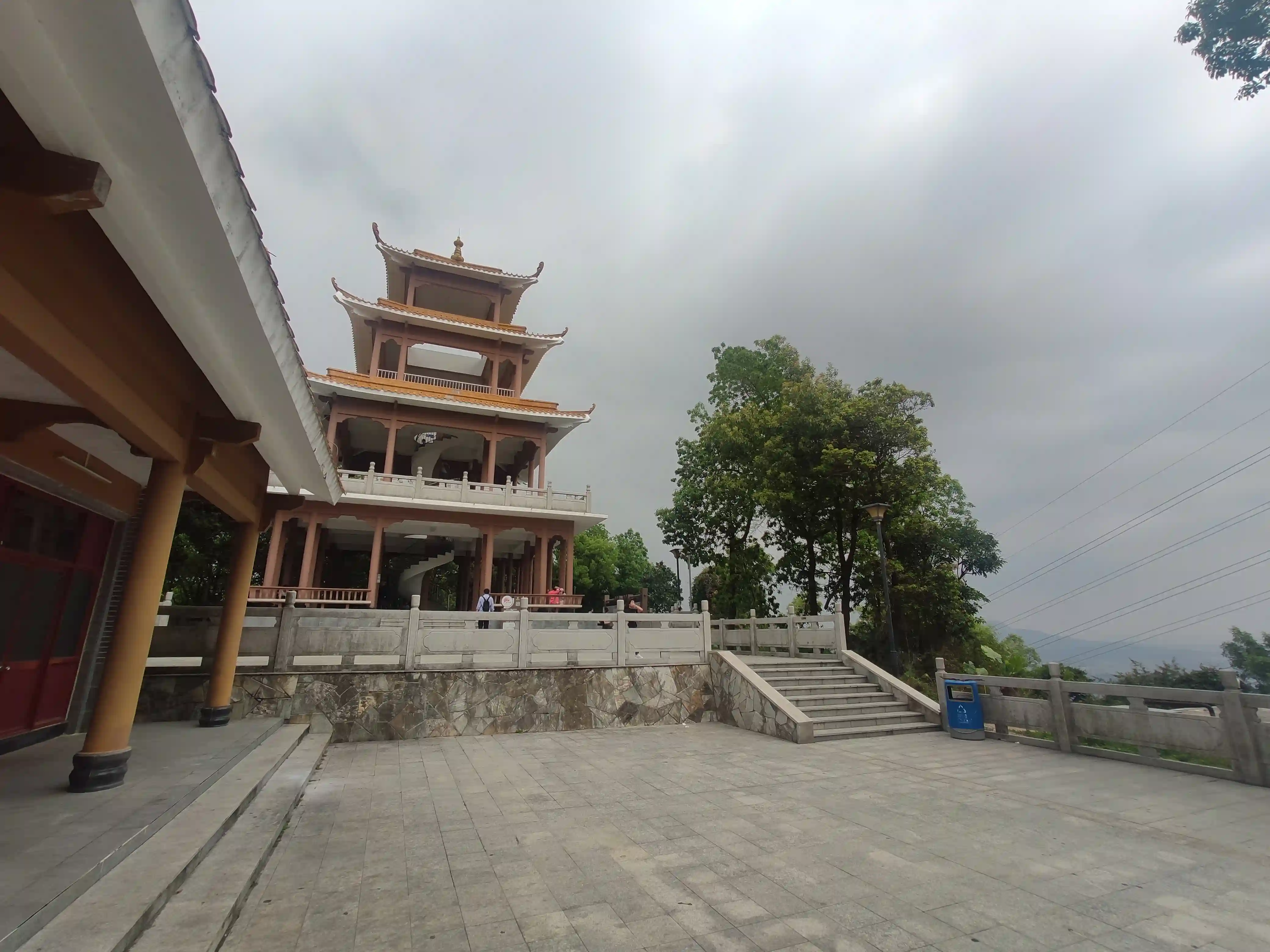 凤凰山-山顶凉亭